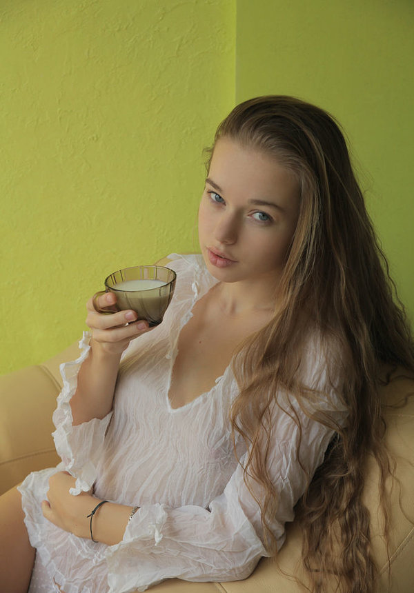 Анна, 29